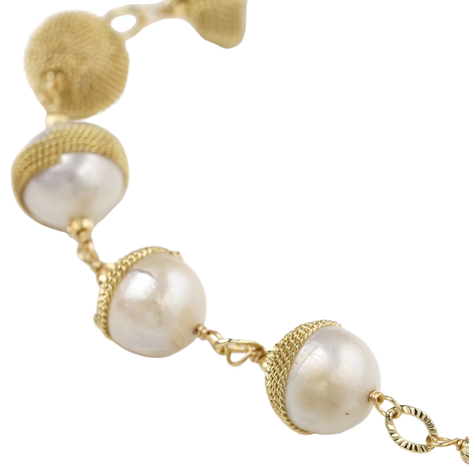 Golden Mesh Pearl Bracelet