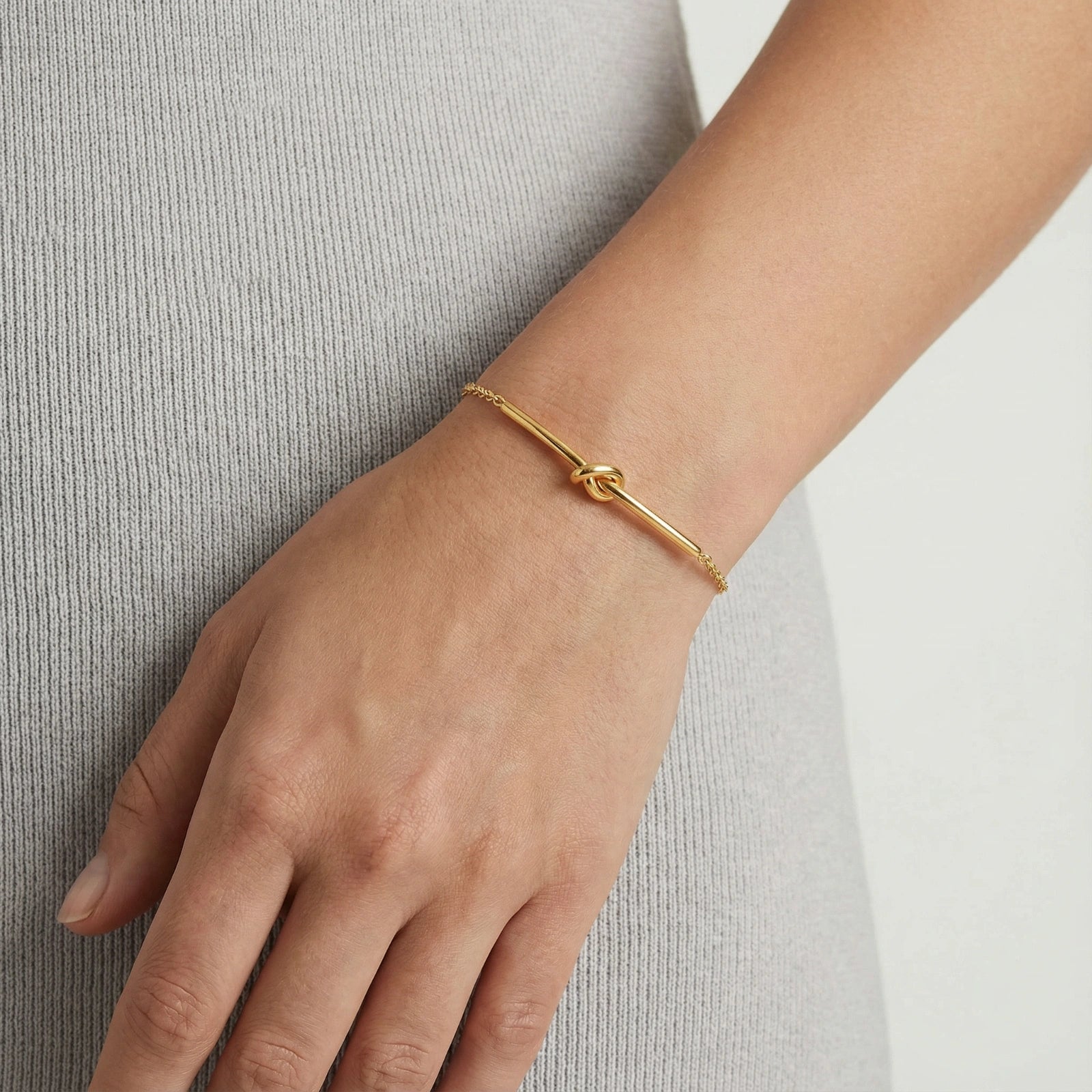 Twisted Knot Bar Bracelet